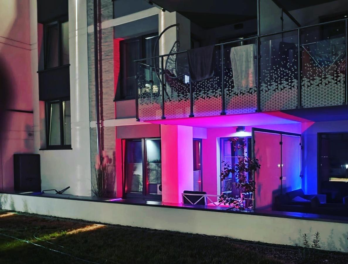 Nadmorskie Tarasy Pink&Blue Z Prywatnym Tarasem Basen Kryty&Zewnetrzny Infinity Silownia Sala Zabaw Kolobrzeg Ngoại thất bức ảnh